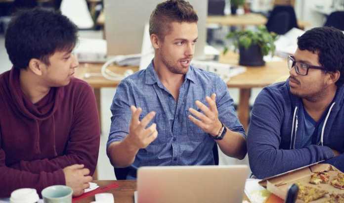 Anor sharbatini muntazam ravishda iste'mol qilish yurak kasalliklarining oldini oladi Anor sharbatini muntazam ravishda iste'mol qilish yurak kasalliklarining oldini oladi