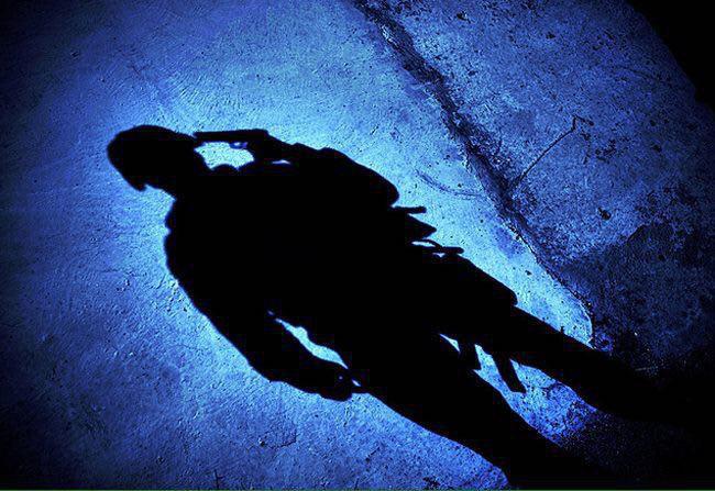 AQSh da askarlar mashqlarda o'zini otib o'ldiradimi? AQSh da askarlar mashqlarda o'zini otib o'ldiradimi?