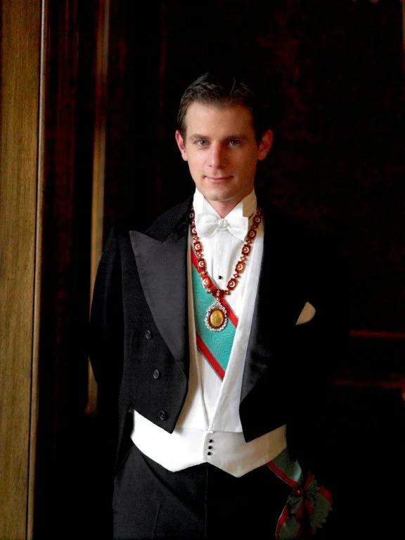 «Usmoniylar imperiyasi tarixi» turkumidan: «USMONIYLARNING BUGUNGI AVLODLARI» «Usmoniylar imperiyasi tarixi» turkumidan: «USMONIYLARNING BUGUNGI AVLODLARI»