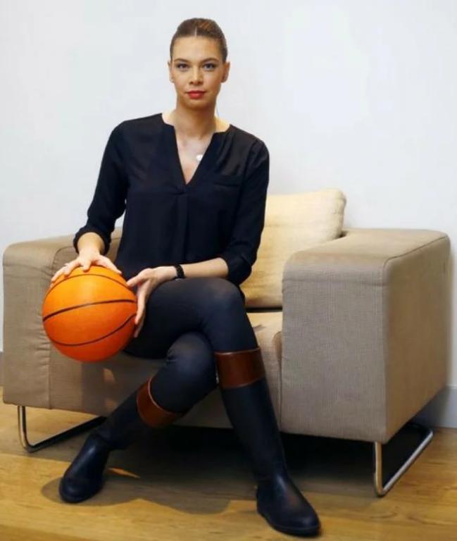 «Usmoniylar imperiyasi tarixi» turkumidan: «USMONIYLARNING BUGUNGI AVLODLARI» «Usmoniylar imperiyasi tarixi» turkumidan: «USMONIYLARNING BUGUNGI AVLODLARI»