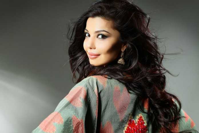 O'zbek yulduzlari ichidagi eng maftunkor ayollar (foto) O'zbek yulduzlari ichidagi eng maftunkor ayollar (foto)