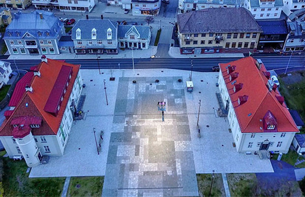 Yilda 5 oy quyosh ko'rmaydigan shahar (foto) Yilda 5 oy quyosh ko'rmaydigan shahar (foto)