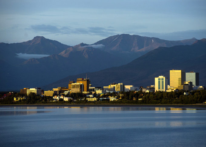 Ko'chib kelib yashashingiz uchun sizga pul to'lashga tayyor joylar
