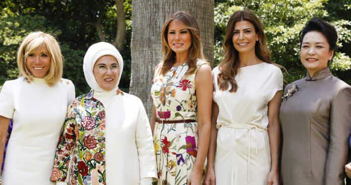 Diplomatik dress-kod: Prezident rafiqalari amal qilishi kerak bo'lgan zaruriy qoidalar (foto)