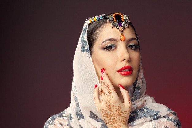 Sharq ayollarining go'zallik sirlari Sharq ayollarining go'zallik sirlari