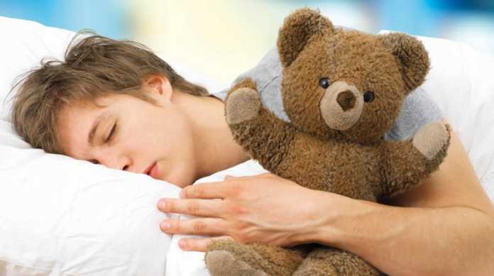 Uxlayotganimizda biz bilan sodir bo'ladigan 9 ta g'aroyib narsa