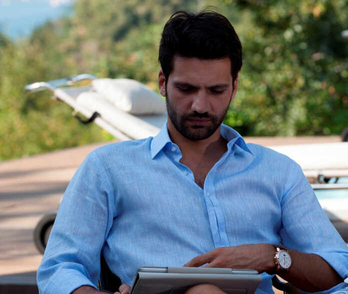 Turk seriallarining yulduzlari: Turkiyadagi eng mashhur chehralar (foto) Turk seriallarining yulduzlari: Turkiyadagi eng mashhur chehralar (foto)