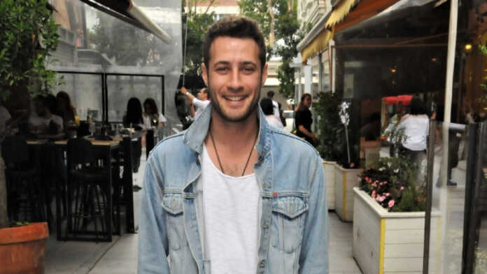 Turk seriallarining yulduzlari: Turkiyadagi eng mashhur chehralar (foto) Turk seriallarining yulduzlari: Turkiyadagi eng mashhur chehralar (foto)