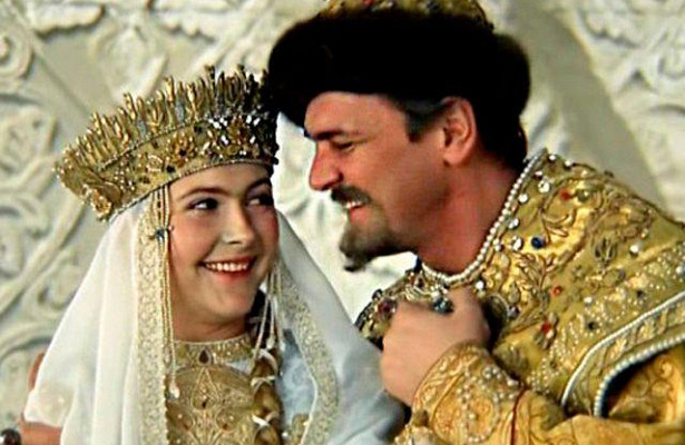 Dialoglari tildan tilga ko'chib, yod bo'lib ketgan «Ivan Vasilyevich kasbini o'zgartiradi» filmi haqida 20 ta qiziqarli fakt Dialoglari tildan tilga ko'chib, yod bo'lib ketgan «Ivan Vasilyevich kasbini o'zgartiradi» filmi haqida 20 ta qiziqarli fakt