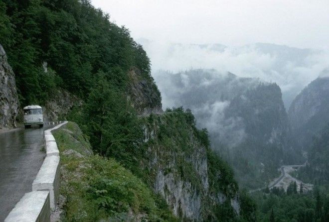 Dunyoning eng xavfli 15 yo'llari