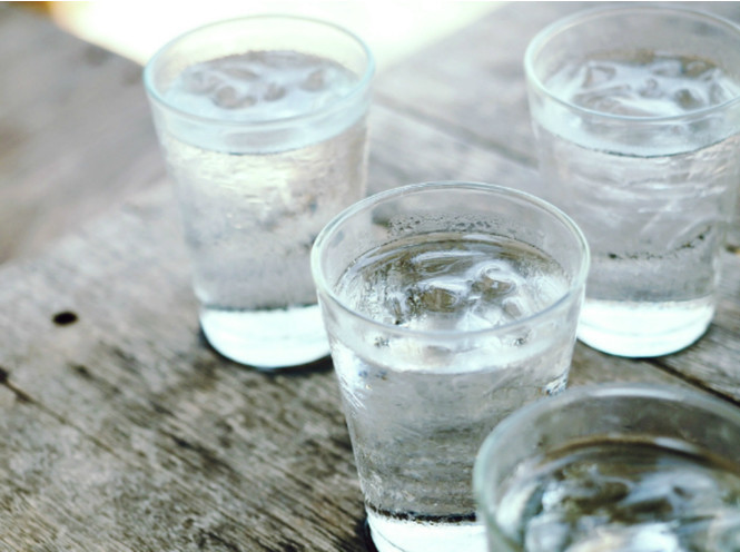 Nima uchun kun davomida suv ichishni unutib qoʻyamiz?