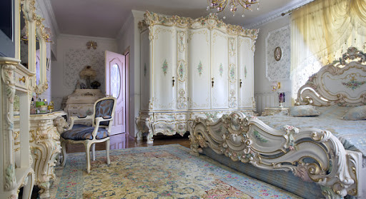 Serhasham va jimjimador barokko uslubi Serhasham va jimjimador barokko uslubi