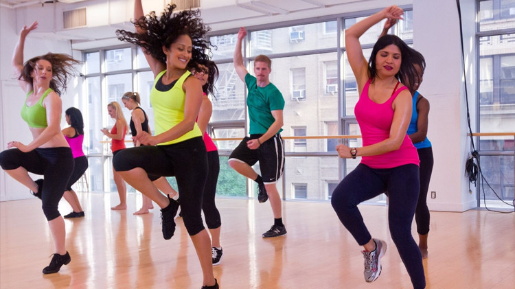 Tez vazn tashlashga imkon beruvchi Zumba haqida ma’lumotlar