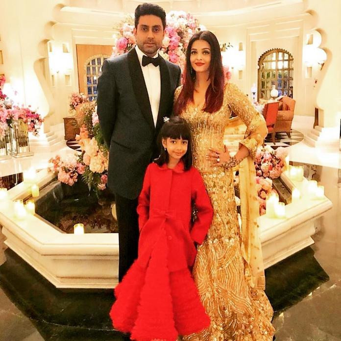 Suratga olish maydonchasida topishgan Bollivud yulduzlari Suratga olish maydonchasida topishgan Bollivud yulduzlari