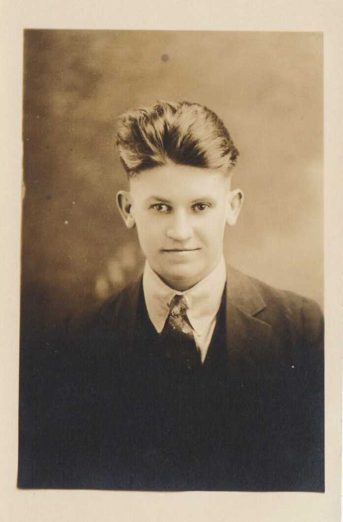 Sizningcha, hozir erkaklar soch turmagi g'alatimi? Ilgari qanday bo'lganligini ko'ring… (foto)