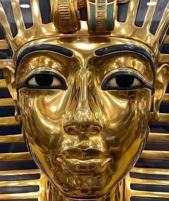 Tutanxamunning oltin niqobi