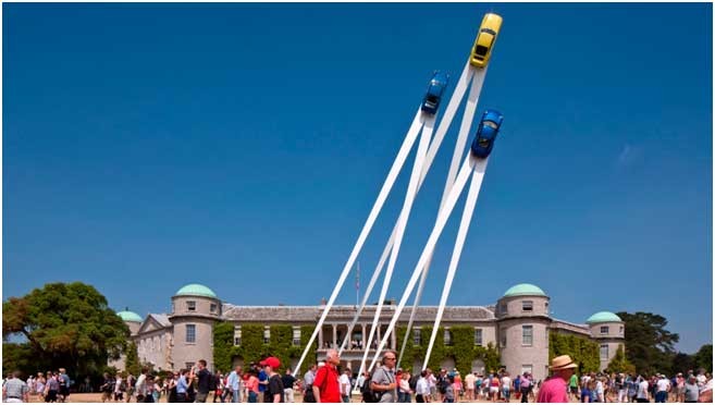 Tortishish qonunlariga zid yaratilgan haykaltaroshlik asarlari (foto) Tortishish qonunlariga zid yaratilgan haykaltaroshlik asarlari (foto)