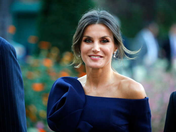 Bu ayolga necha yosh berasiz?