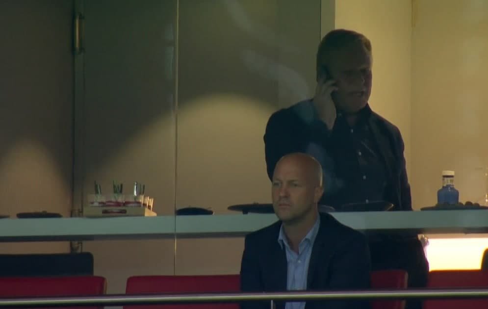 «Barselona» cho'kishda davom etmoqda. Klubda Kumanni haydash uchun pul yo'q «Barselona» cho'kishda davom etmoqda. Klubda Kumanni haydash uchun pul yo'q