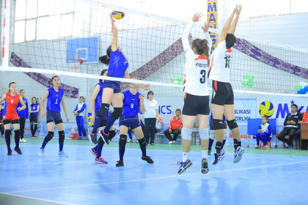 Namanganda voleybol bo'yicha Markaziy Osiyo chempionati bo'lib o'tmoqda (foto)