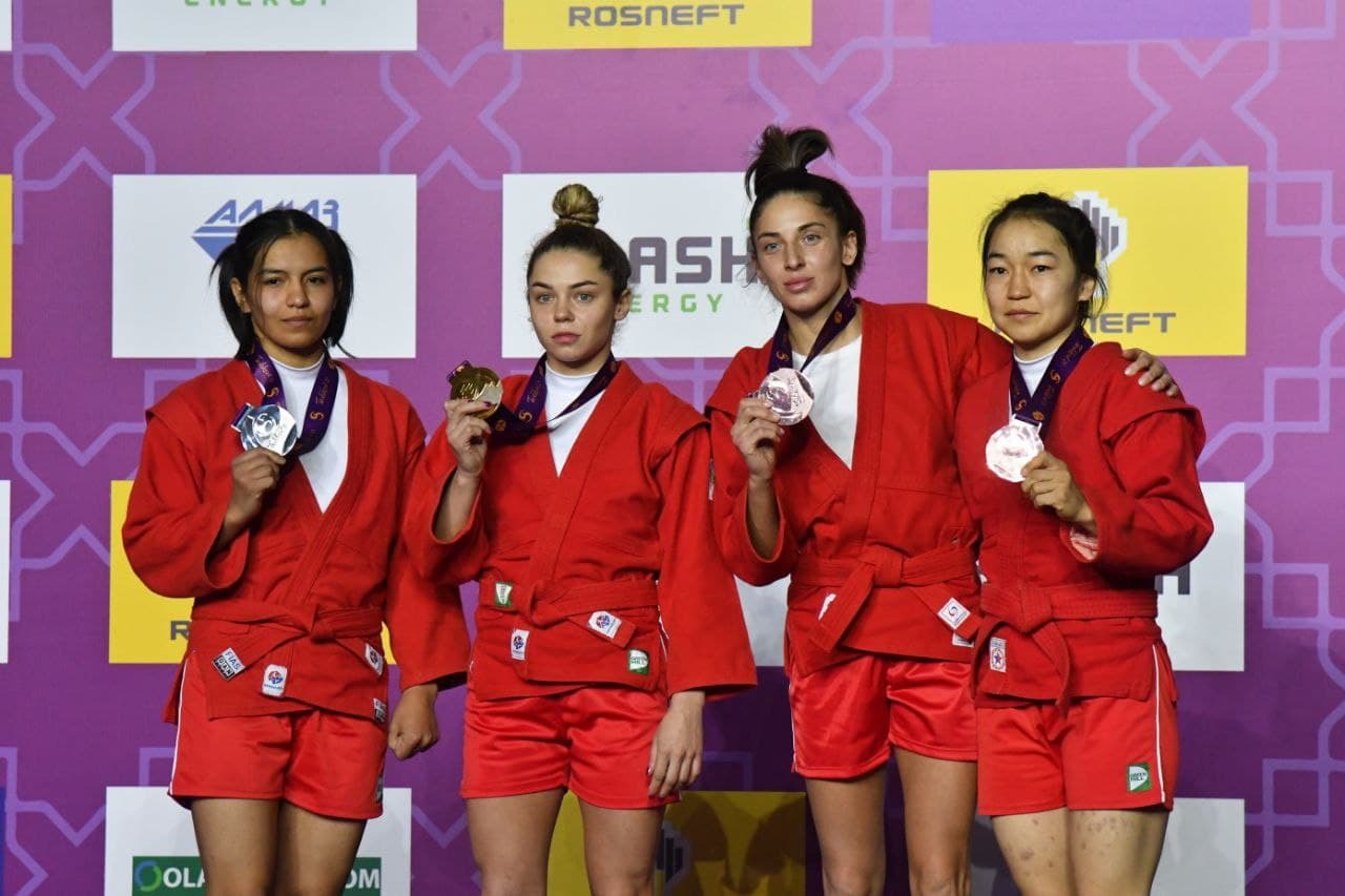 Toshkentda sambo bo'yicha Jahon chempionati boshlandi (foto) Toshkentda sambo bo'yicha Jahon chempionati boshlandi (foto)