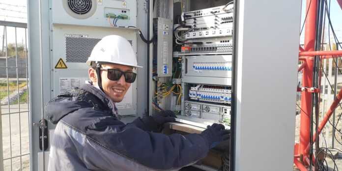 Ucell aloqa sifati va tezligi ustida ish olib bormoqda (foto) Ucell aloqa sifati va tezligi ustida ish olib bormoqda (foto)