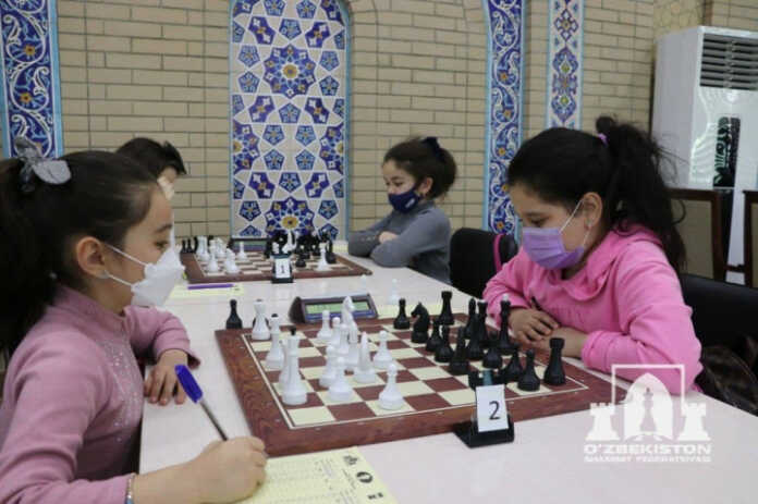 Shaxmat bo'yicha bolalar, o'smirlar va qizlar o'rtasida O'zbekiston chempionati start oldi Shaxmat bo'yicha bolalar, o'smirlar va qizlar o'rtasida O'zbekiston chempionati start oldi