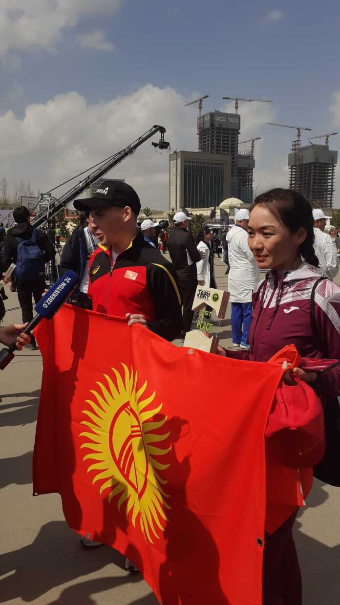 ShHT yarim marafoni va «Navro'z» IV xalqaro marafoni g'oliblarini taqdirlash marosimidan fotolavhalar ShHT yarim marafoni va «Navro'z» IV xalqaro marafoni g'oliblarini taqdirlash marosimidan fotolavhalar