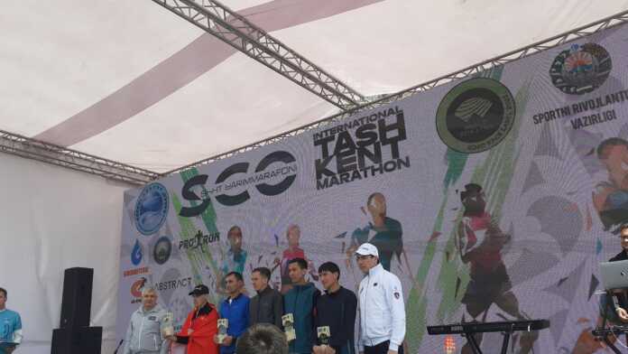 ShHT yarim marafoni va «Navro'z» IV xalqaro marafoni g'oliblarini taqdirlash marosimidan fotolavhalar ShHT yarim marafoni va «Navro'z» IV xalqaro marafoni g'oliblarini taqdirlash marosimidan fotolavhalar