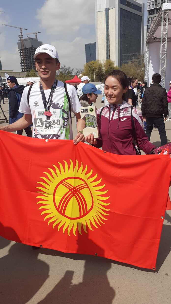 ShHT yarim marafoni va «Navro'z» IV xalqaro marafoni g'oliblarini taqdirlash marosimidan fotolavhalar ShHT yarim marafoni va «Navro'z» IV xalqaro marafoni g'oliblarini taqdirlash marosimidan fotolavhalar