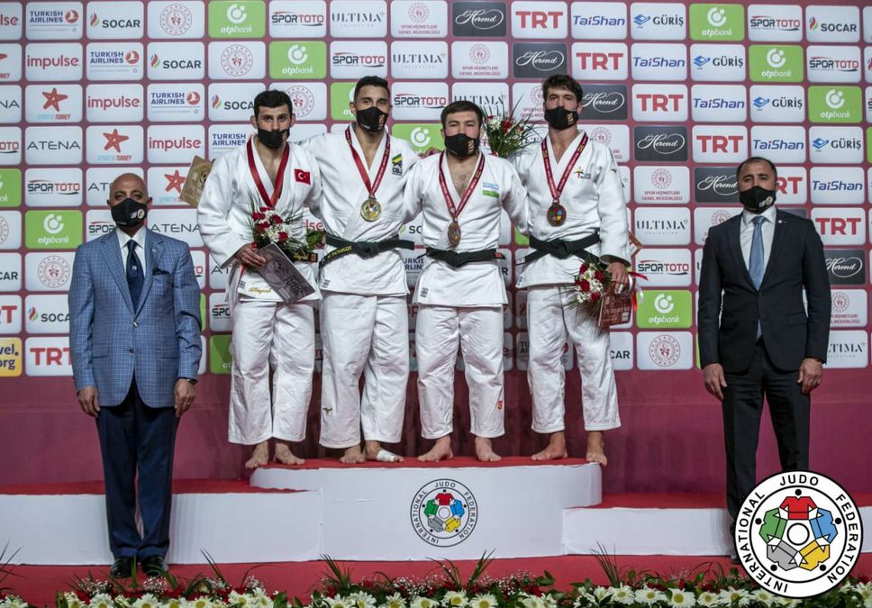 Antaliyada bo'lib o'tgan «Katta Dubulg'a» turnirida O'zbekiston vakillari 5ta medalni qo'lga kiritdi Antaliyada bo'lib o'tgan «Katta Dubulg'a» turnirida O'zbekiston vakillari 5ta medalni qo'lga kiritdi