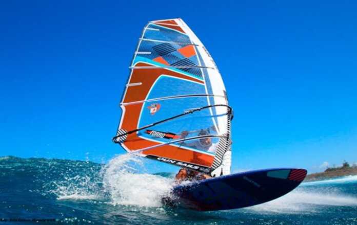 Turkiya dengizlari to'lqinida so'rfingga nima deysiz? Turkiya dengizlari to'lqinida so'rfingga nima deysiz?