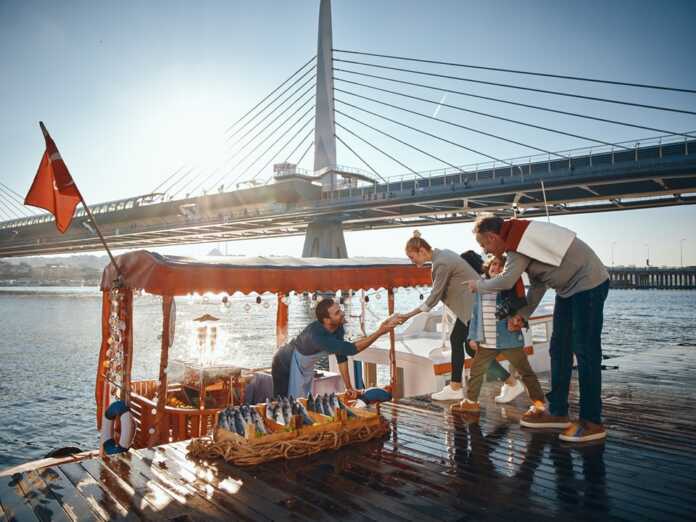 Istanbulning o'ziga xos dengiz mahsulotlarini tatib ko'ring!