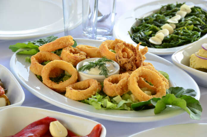 Istanbulning o'ziga xos dengiz mahsulotlarini tatib ko'ring! Istanbulning o'ziga xos dengiz mahsulotlarini tatib ko'ring!