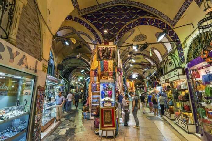 Istanbulning qadimiy “Grand Bazaar”i – Kapali Charshi