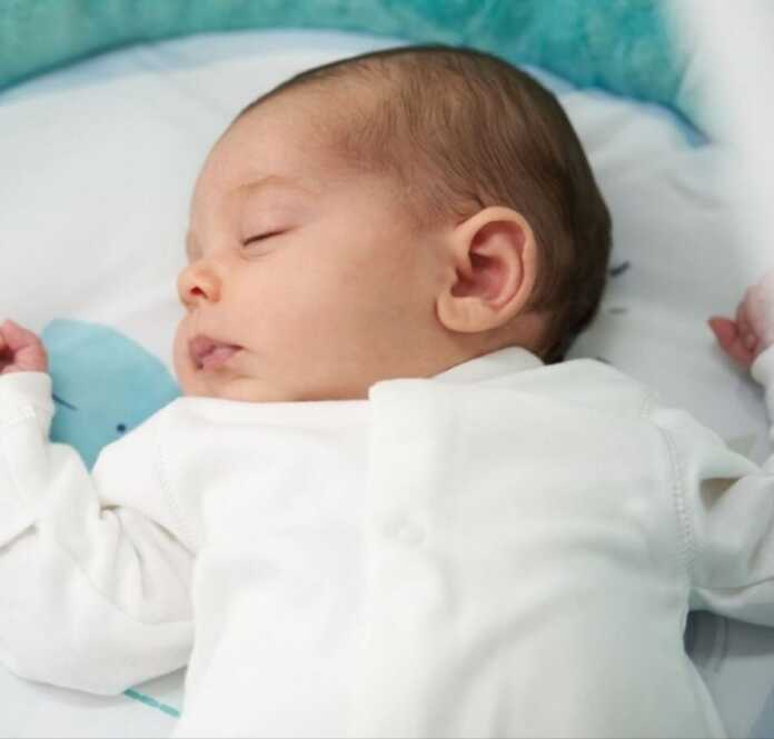 Oy kuni yetib tug'ulgan chaqaloqlar uchun jismoniy ko'ratkich normalari