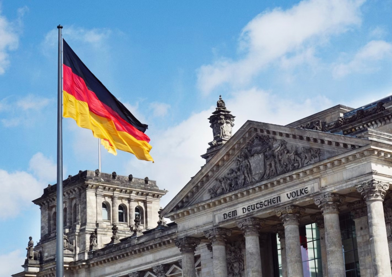 Germaniya o‘zining mavjud 5G tarmoqlarida Xitoy komponentlarini sinovdan o‘tkazmoqda Germaniya tekshirmoqda. Xitoy komponentlari jonli 5G0 tarmoqlarida