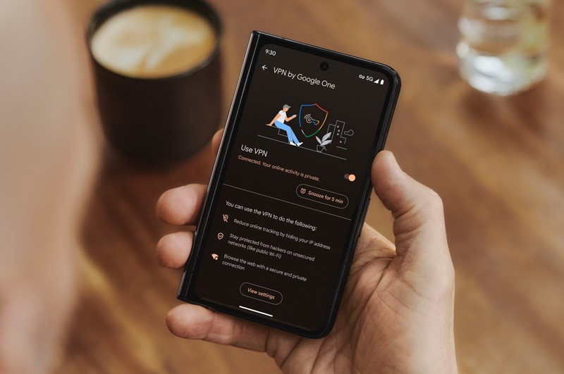 Google $17 992 Pixel Fold, 