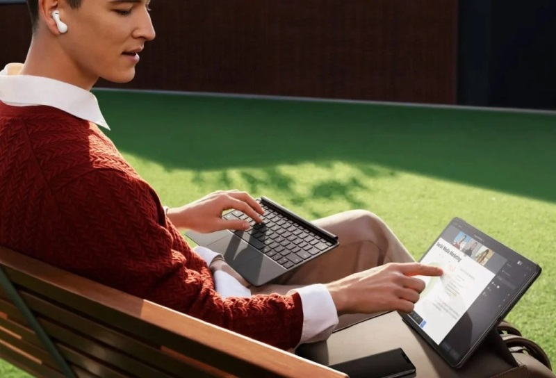 Huawei so‘nggi avlod Intel chiplarida 1070 dollarlik gibrid MateBook E (2023) planshetini taqdim etdi. Huawei Intel MateBook E (2023) oldingi avlod hyb chiplari bilan jihozlangan planshetlarni taqdim etdi narxi $10702