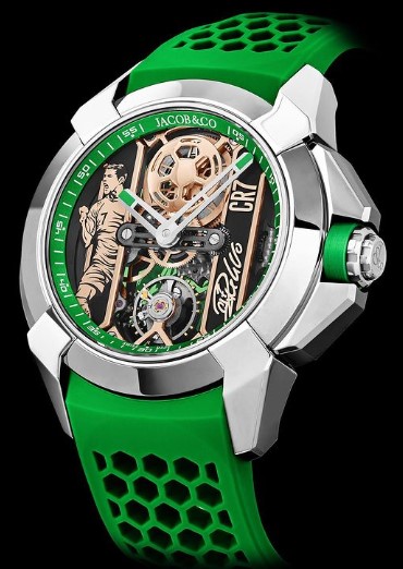 Ronalduga hashamatli soat sovg'a qilishdi Ronalduga hashamatli soat sovg'a qilishdi