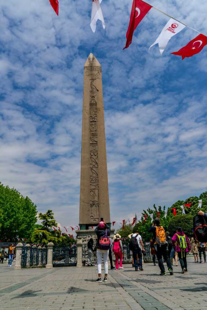 UEFA Chempionlar Ligasi kubogi Istanbulda yangi sohibini aniqlaydi Katta final oldidan Istanbulni kashf qilishga tayyormisiz? UEFA Chempionlar Ligasi kubogi Istanbulda yangi sohibini aniqlaydi Katta final oldidan Istanbulni kashf qilishga tayyormisiz?
