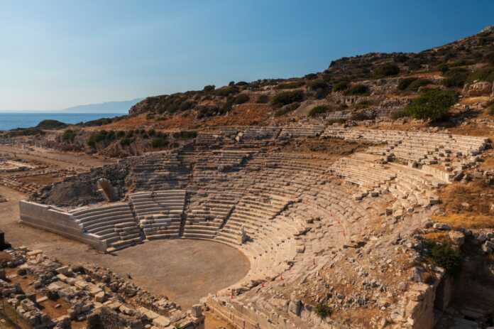 Turk Egeyning qadimiy shaharlariga sayohat