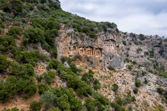 Turk Egeyning qadimiy shaharlariga sayohat