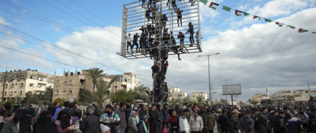 Haftani tarixga muhrlagan 12 surat Haftani tarixga muhrlagan 12 surat1