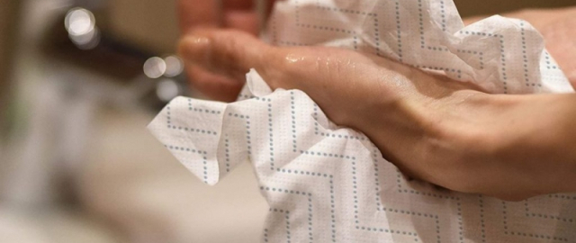 Yaponiyaning o‘zgacha odatlari: oilaviy vanna, qo‘l yuvmaslik, “qiyshiq tabassum” Yaponiyaning o‘zgacha odatlari: oilaviy vanna, qo‘l yuvmaslik, “qiyshiq tabassum”1