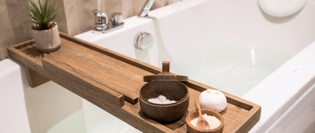 Yaponiyaning o‘zgacha odatlari: oilaviy vanna, qo‘l yuvmaslik, “qiyshiq tabassum” Yaponiyaning o‘zgacha odatlari: oilaviy vanna, qo‘l yuvmaslik, “qiyshiq tabassum”11