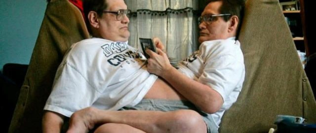 Ikki bosh bitta tana: eng matonatli 9 siam egizagi Ikki bosh bitta tana: eng matonatli 9 siam egizagi12