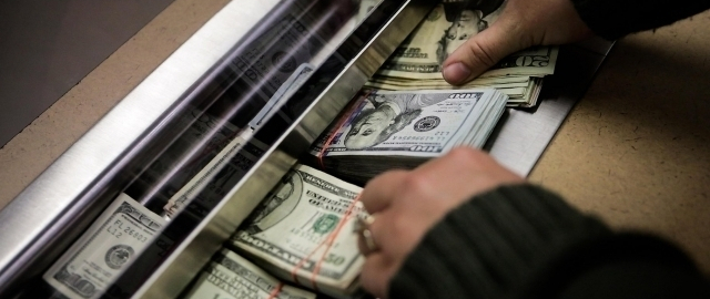 Dollarning rasmiy kursi yana tushib ketdi