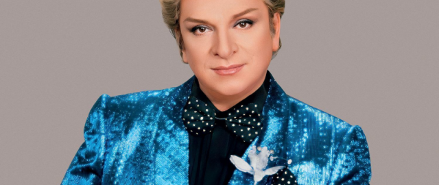 Sahnadagi so‘nggi chiqish: muxlislari ko‘z o‘ngida jon bergan mashhurlar Sahnadagi so‘nggi chiqish: muxlislari ko‘z o‘ngida jon bergan mashhurlar8