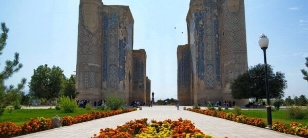 Ertaga harorat 42 darajagacha ko‘tariladi